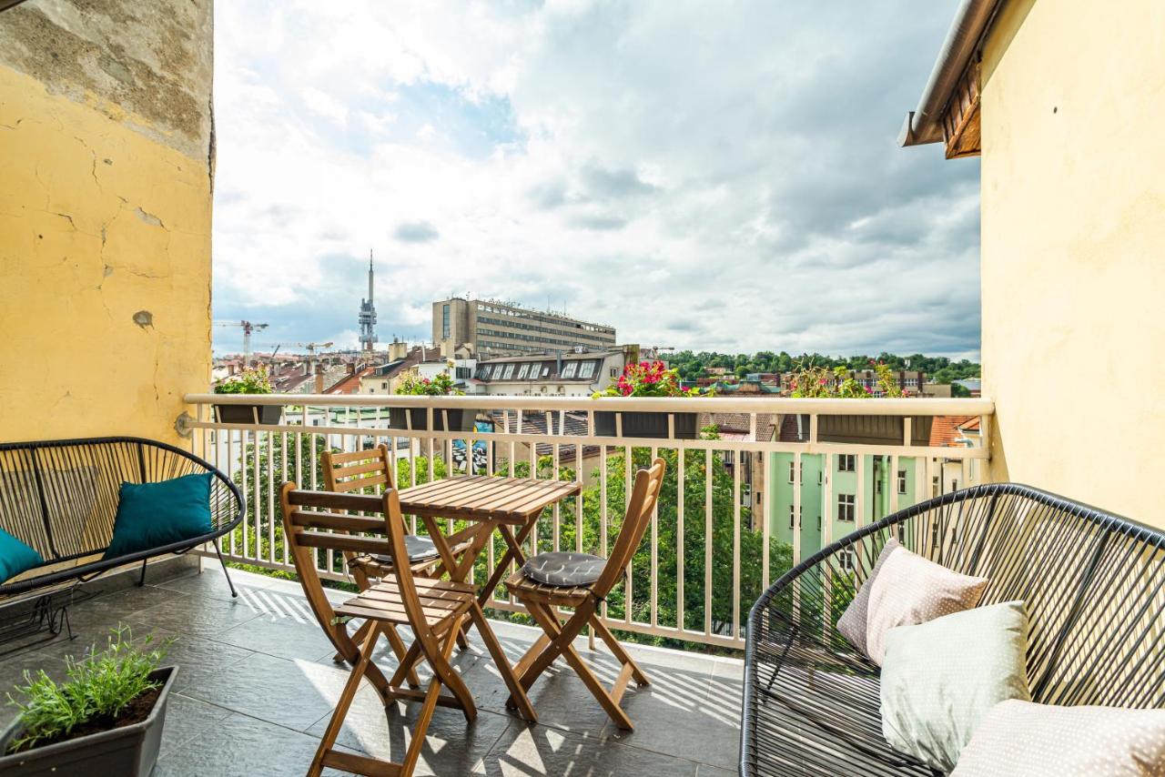 Central, Spacious, Modern 5 Bedrm Duplex W/Balcony Praga Zewnętrze zdjęcie